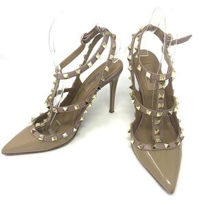 Valentino Garavani Rockstud Pumps – Beige Patent Leather, Size 39 (US 9)